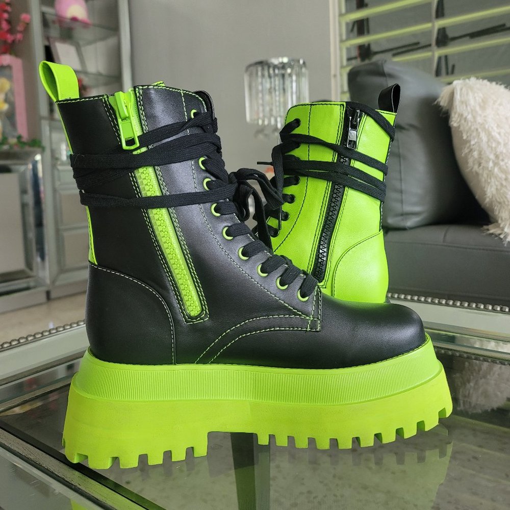 Dollskill Marilyn Manson Boots UNRELEASED Size 8